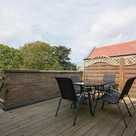 Decked Out Apartment Alnmouth Exterior photo